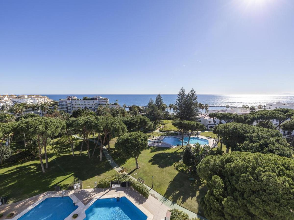 Vista Piscina Y Gran Terraza Ref Cadiz 111 Apartment Marbella